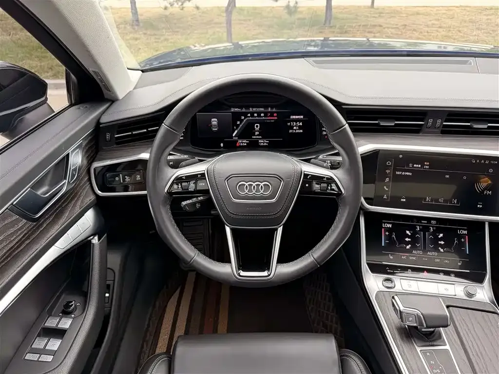 Audi A6L — фото 7