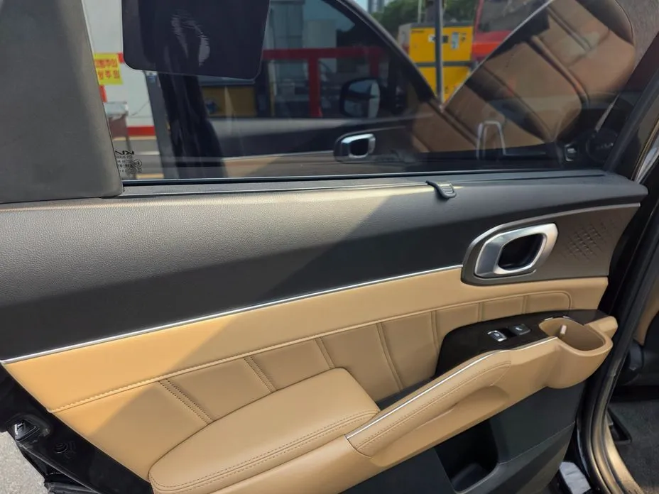 Kia Sorento — фото 6