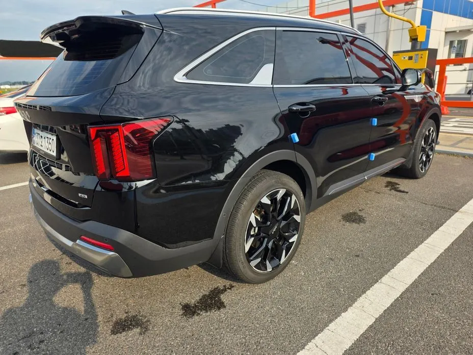 Kia Sorento — фото 4