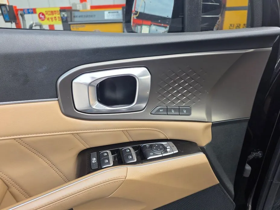 Kia Sorento — фото 7