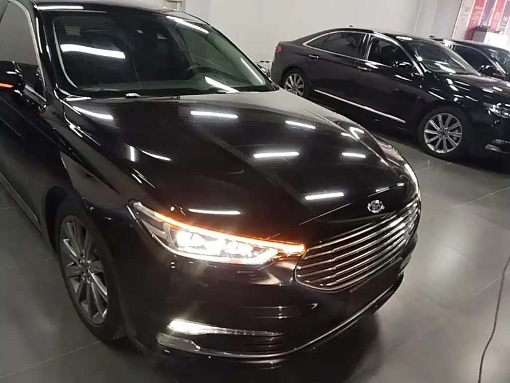 Ford Taurus 2021 из CN, фото 6
