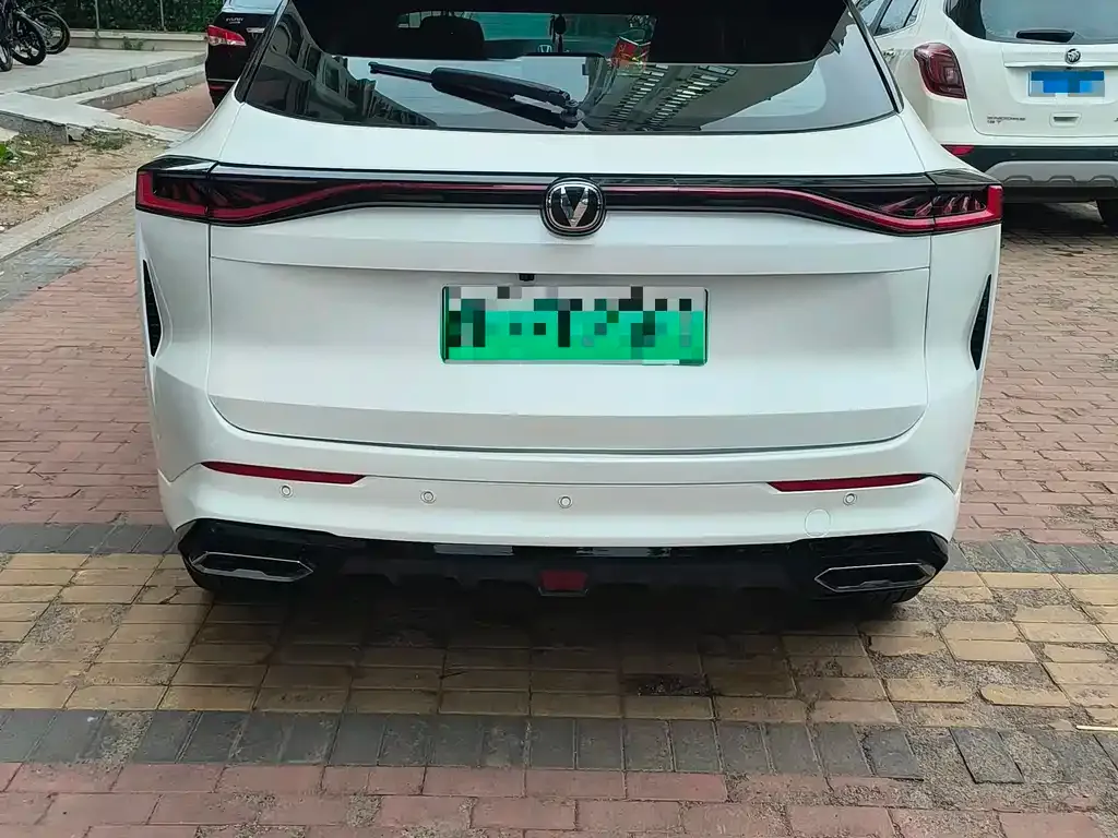 Changan UNI-Z New Energy 2024 из CN, фото 6