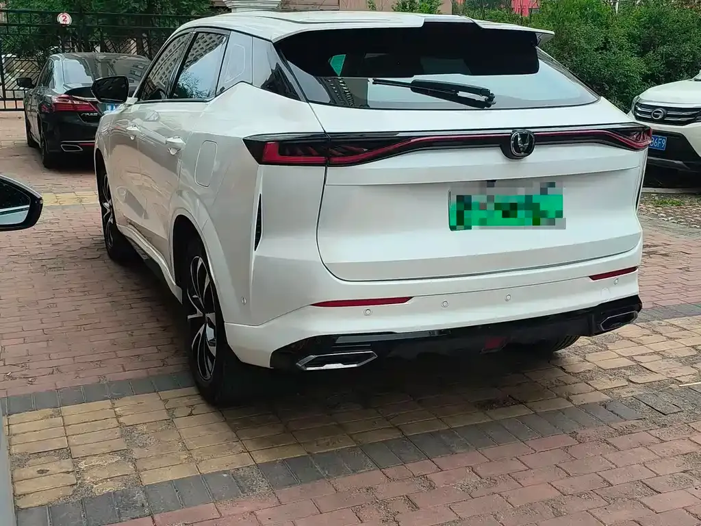 Changan UNI-Z New Energy 2024 из CN, фото 9