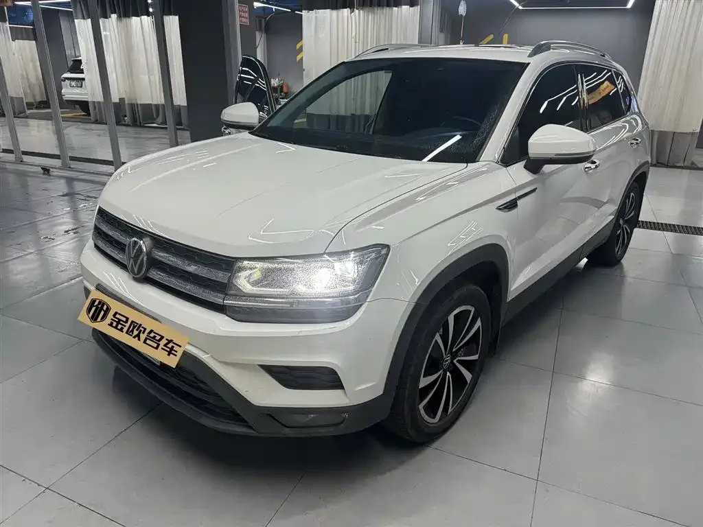 Volkswagen Tharu — фото 6