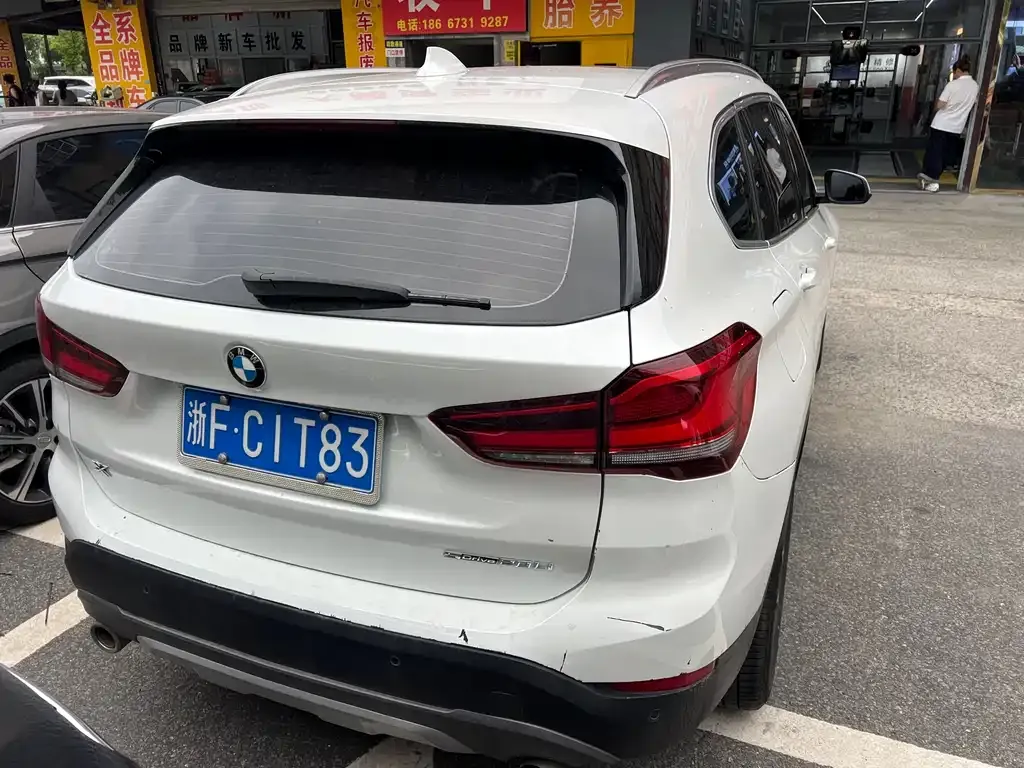 BMW X1 2021 из CN, фото 7