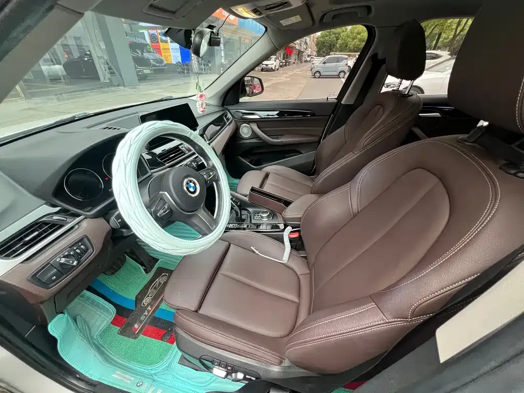 BMW X1 2021 из CN, фото 2