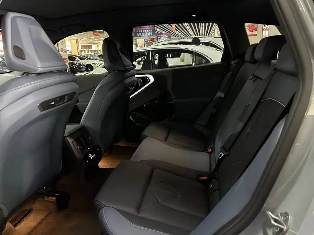 BMW X3 2025 из CN, фото 2
