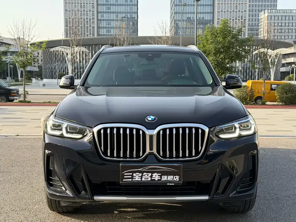 BMW X3 — фото 9