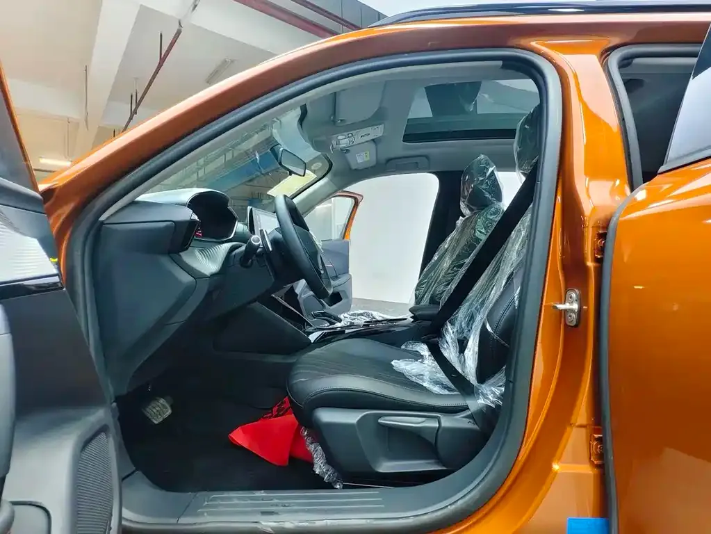 Peugeot 2008 2022 из CN, фото 7