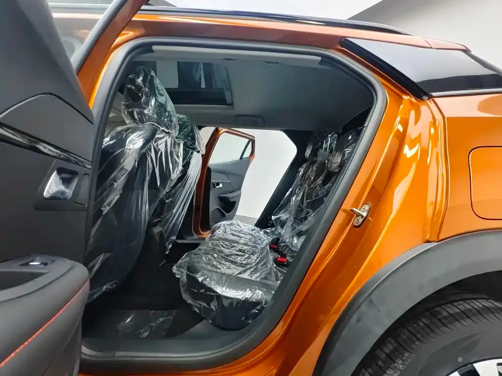 Peugeot 2008 2022 из CN, фото 9