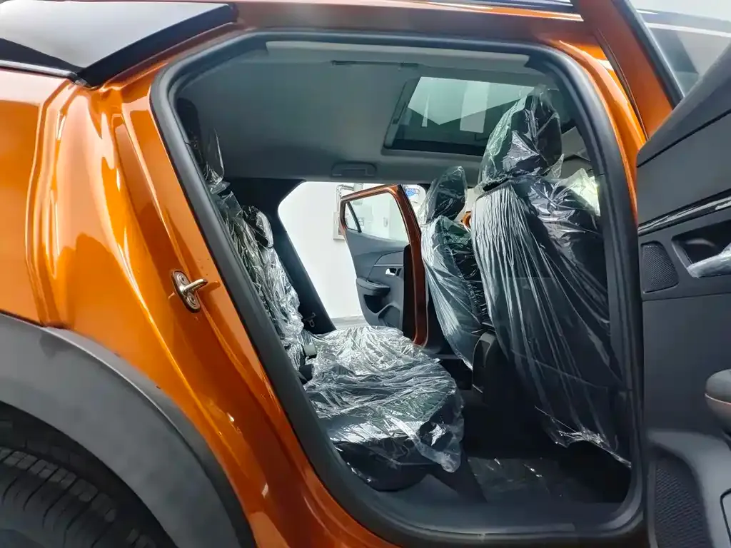 Peugeot 2008 2022 из CN, фото 8