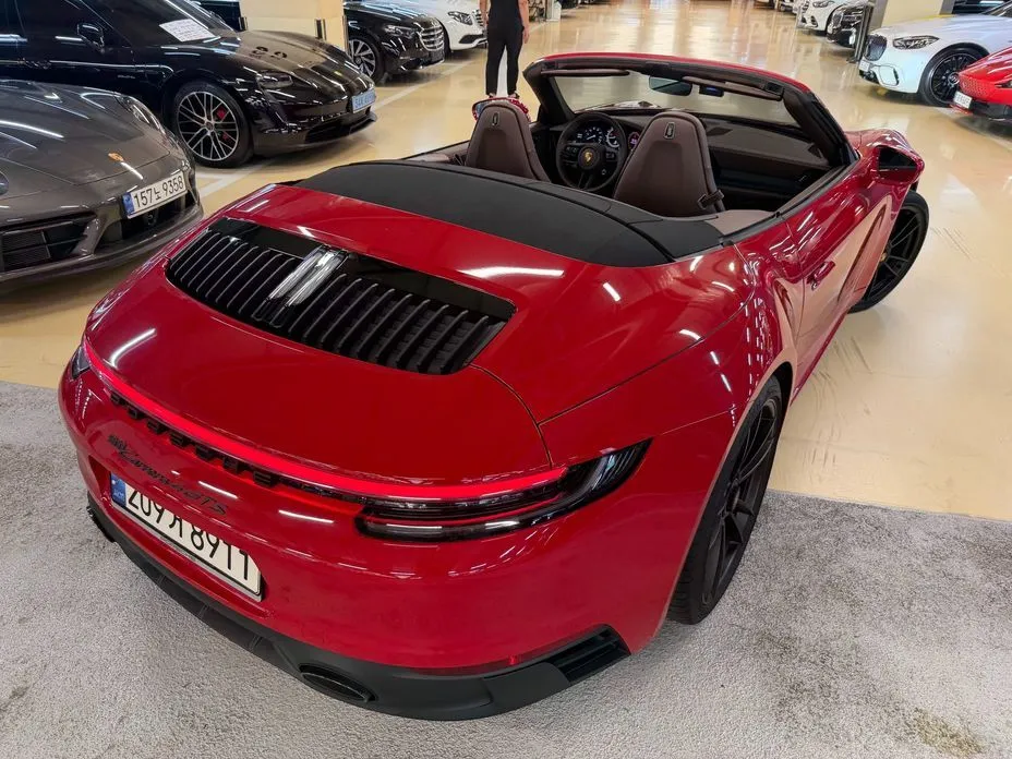 Porsche 911 2022 из KR, фото 9