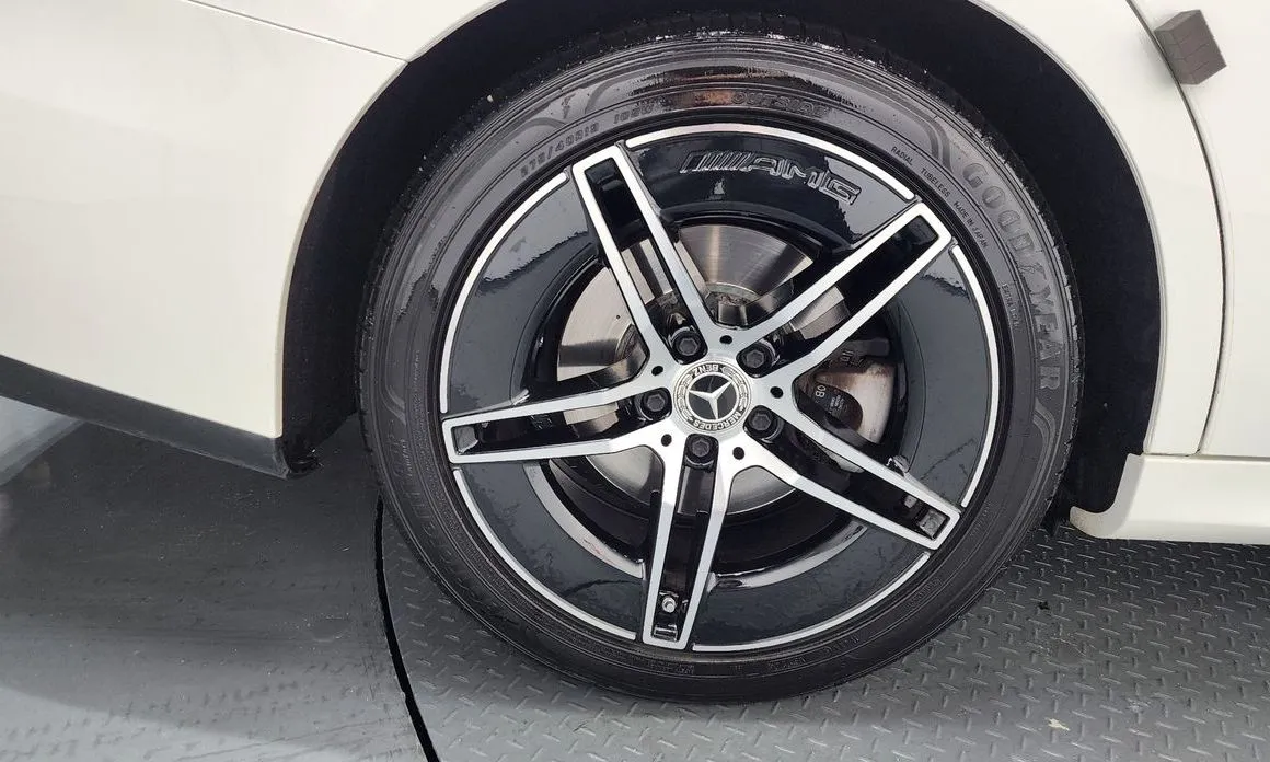 Mercedes-Benz E-Class 2024 из KR, фото 5