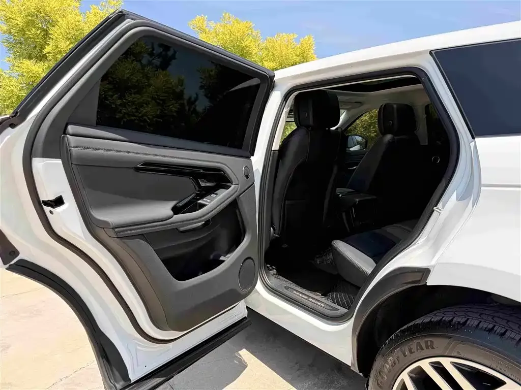Land Rover Evoque — фото 10