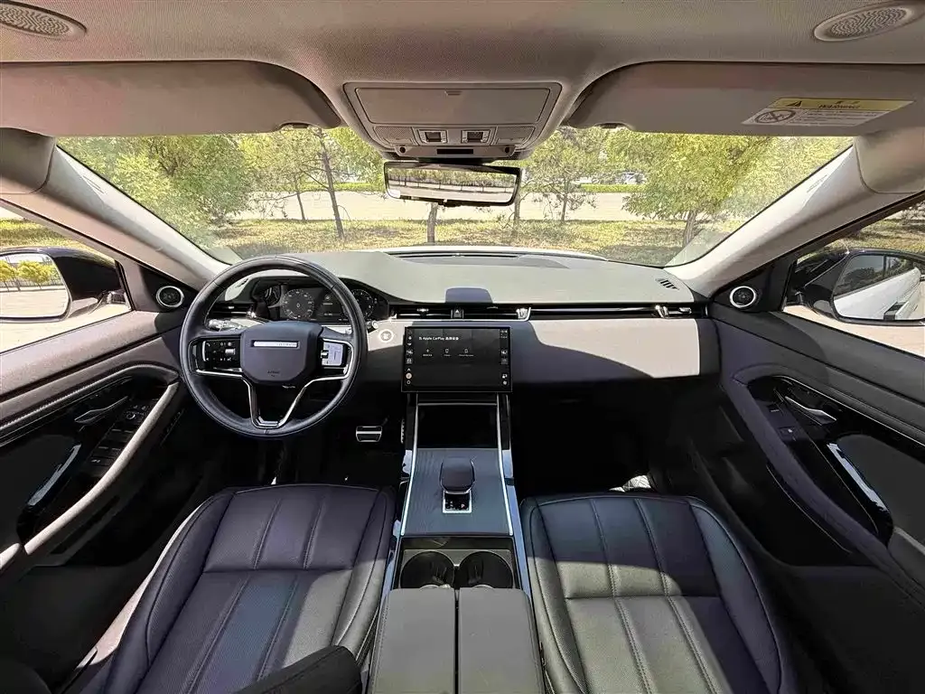 Land Rover Evoque — фото 5