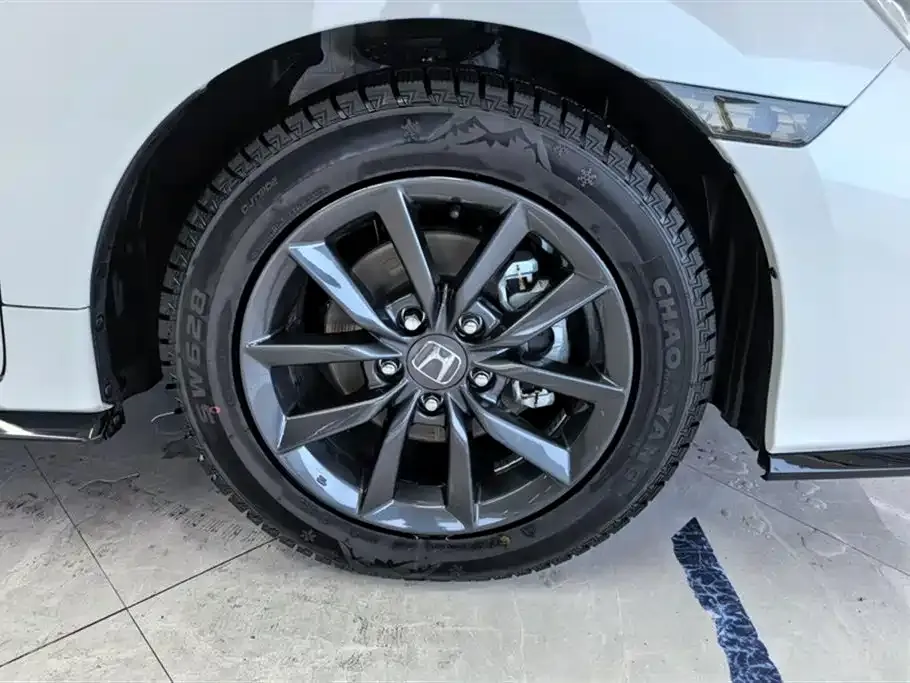 Honda Civic — фото 10