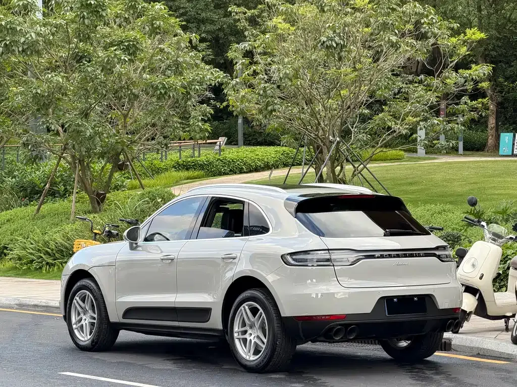 Porsche Macan — фото 8