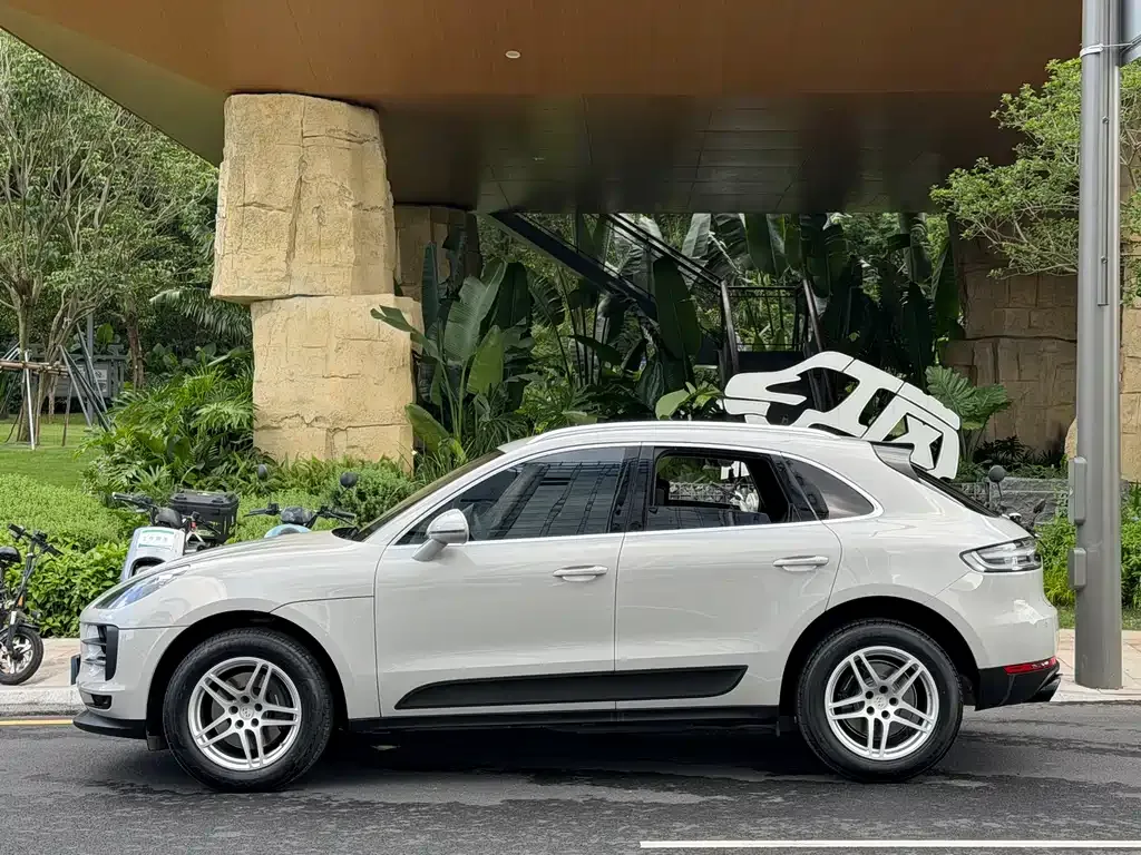 Porsche Macan — фото 6