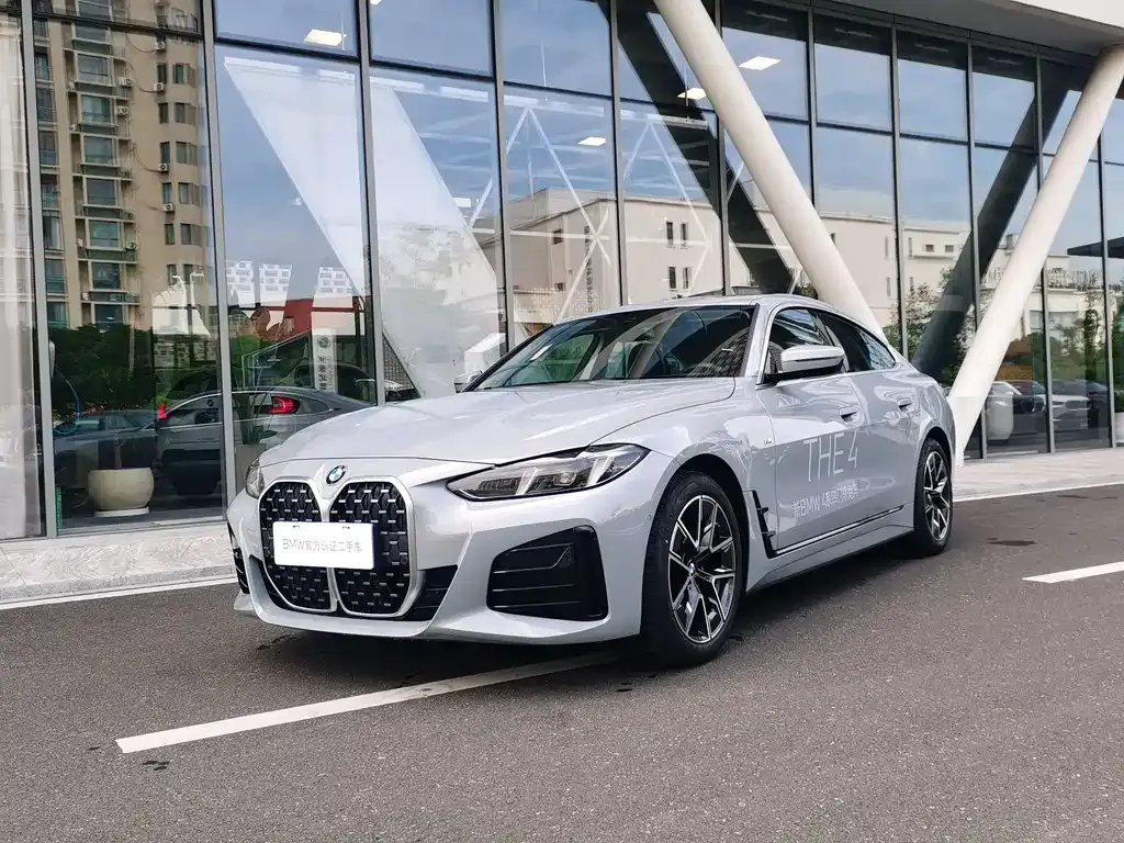 BMW 4 Series — фото 1
