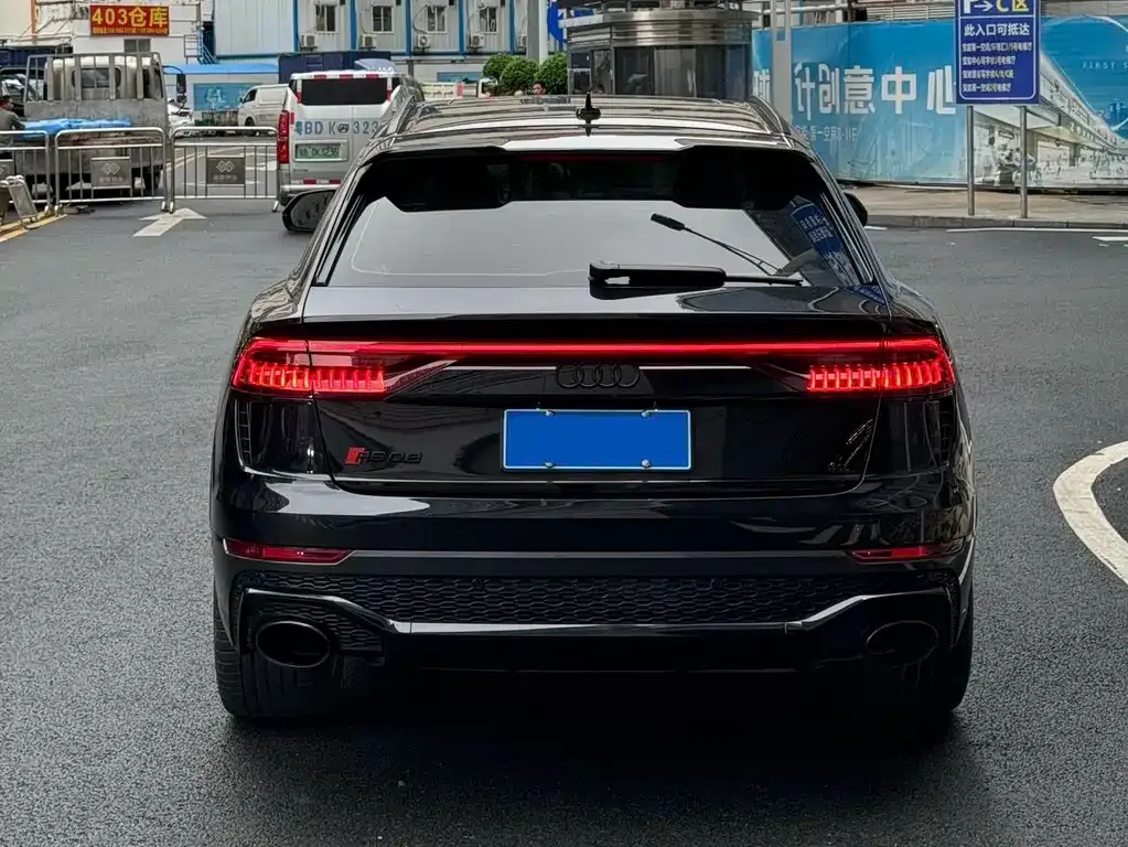 Audi RS Q8 2021 из CN, фото 4