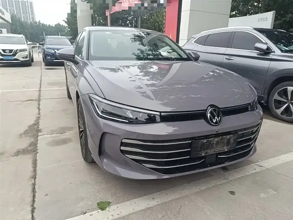 Volkswagen Passat — фото 8