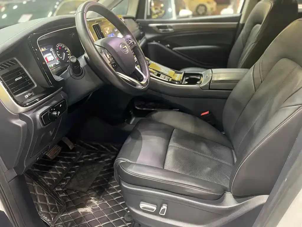 GAC Motor Trumpchi M8 — фото 9