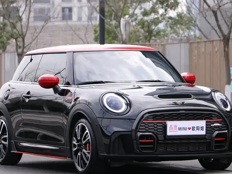 MINI JCW (John Cooper Works) — фото 3