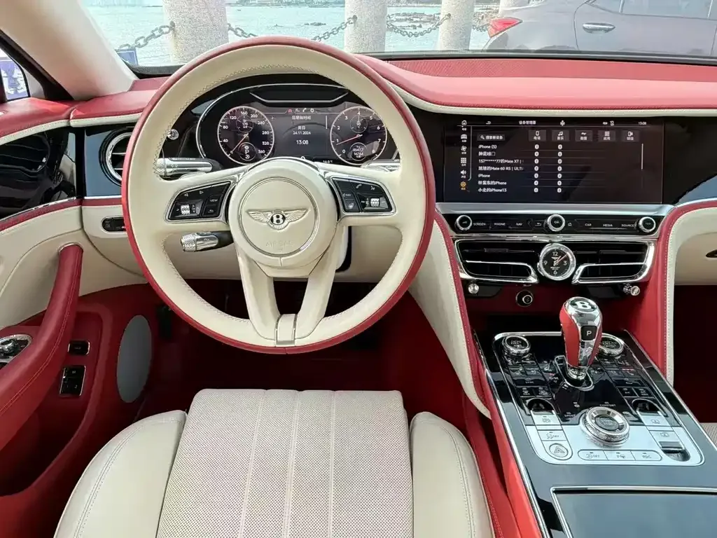 Bentley Flying Spur — фото 4