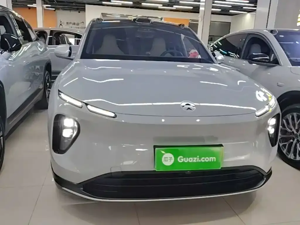NIO EC6 — фото 10