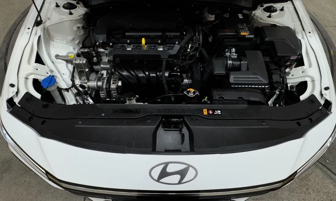 Hyundai AVANTE — фото 9