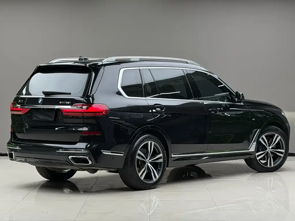 BMW X7 2021 из CN, фото 2