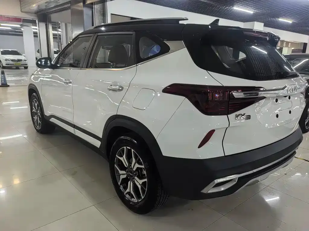 Kia KX3 2021 из CN, фото 7