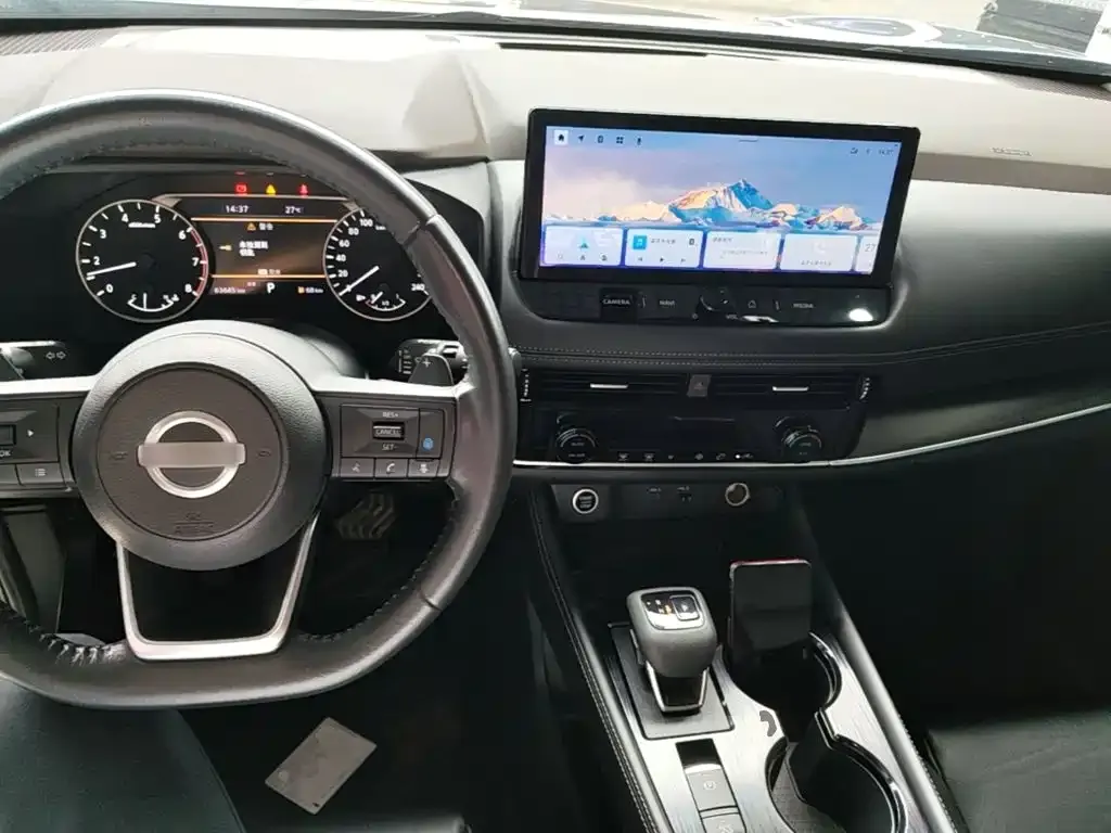 Nissan X-Trail — фото 10