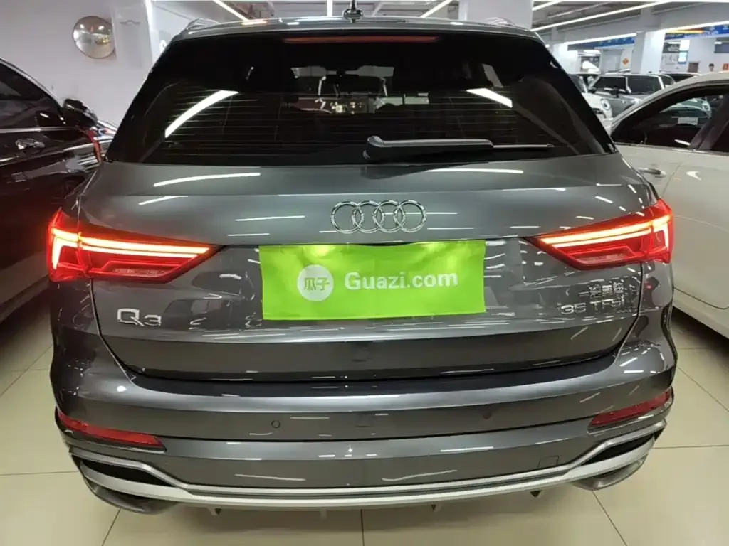 Audi Q3 — фото 10