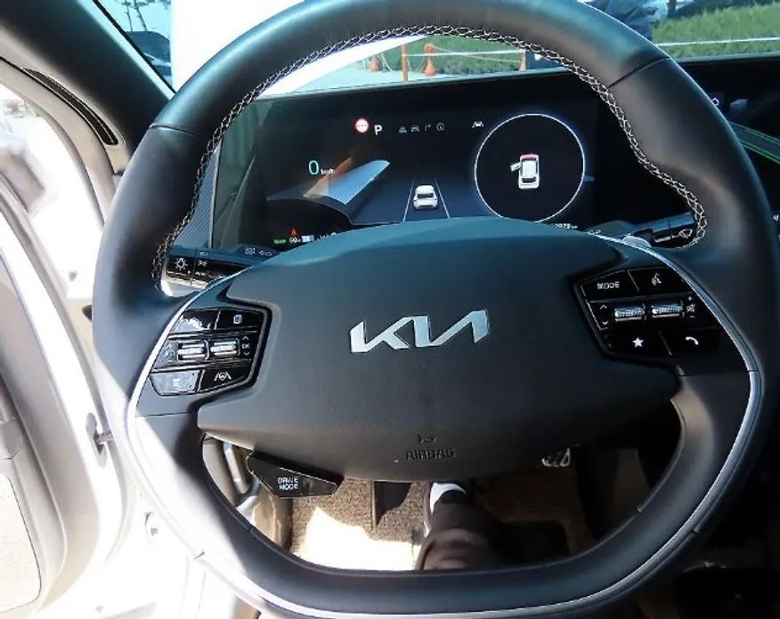 Kia EV6 2024 из KR, фото 5