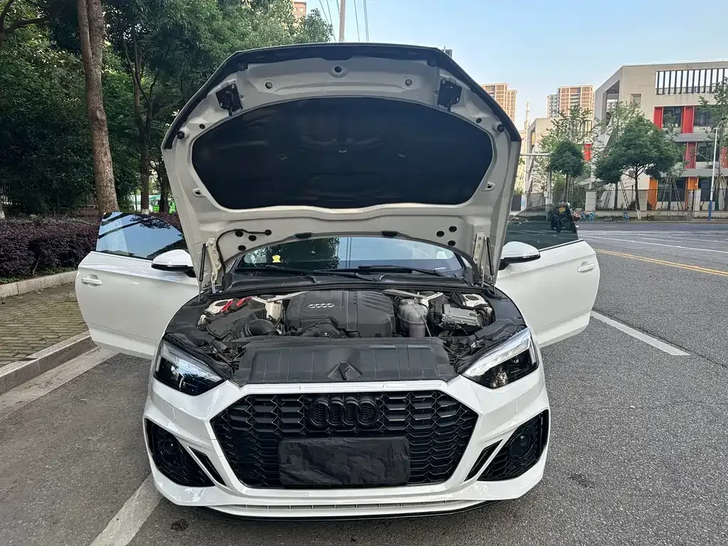 Audi A5 (Import) — фото 2