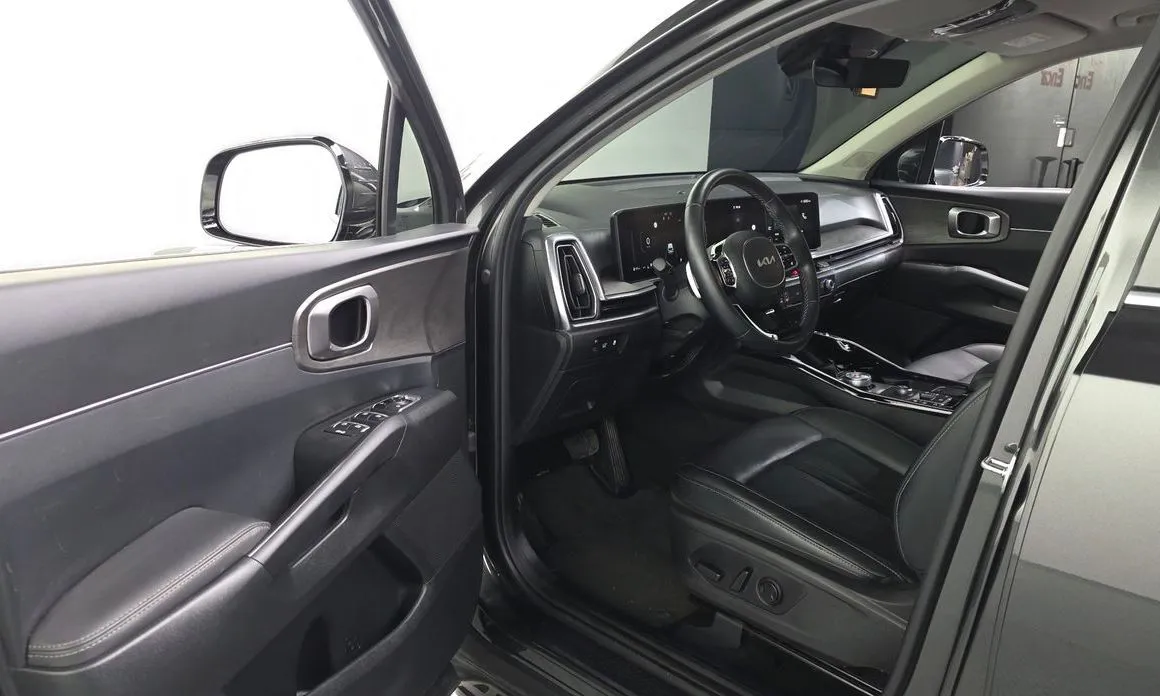 Kia Sorento — фото 7