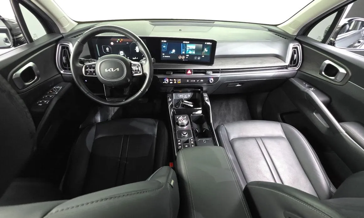 Kia Sorento — фото 5