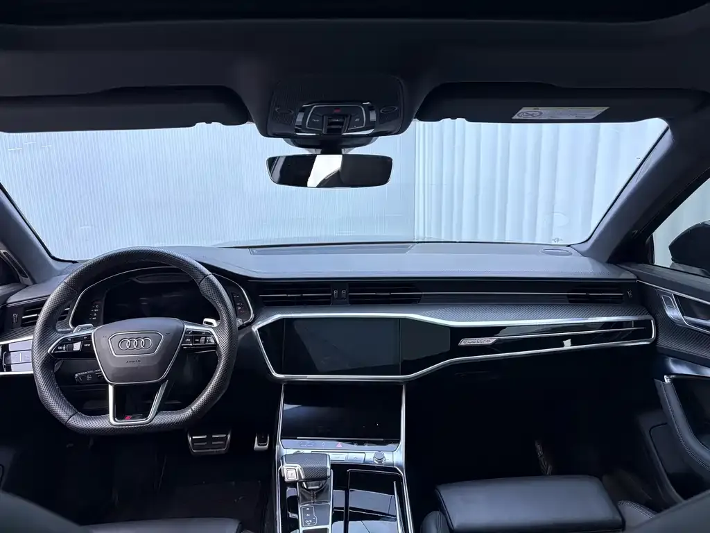 Audi RS 6 2025 из CN, фото 10