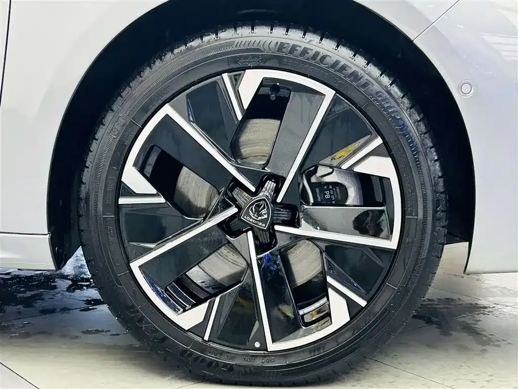 Peugeot 508 — фото 10