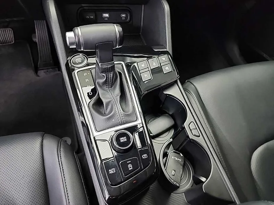 Kia Sportage — фото 7