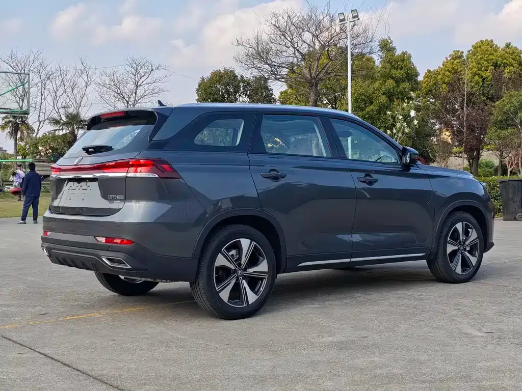 Changan CS75 2026 из CN, фото 8