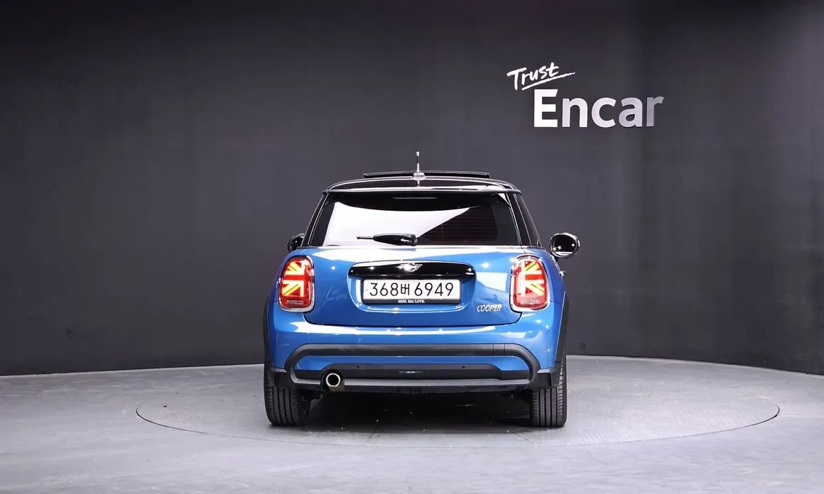 Mini Cooper 2022 из KR, фото 2