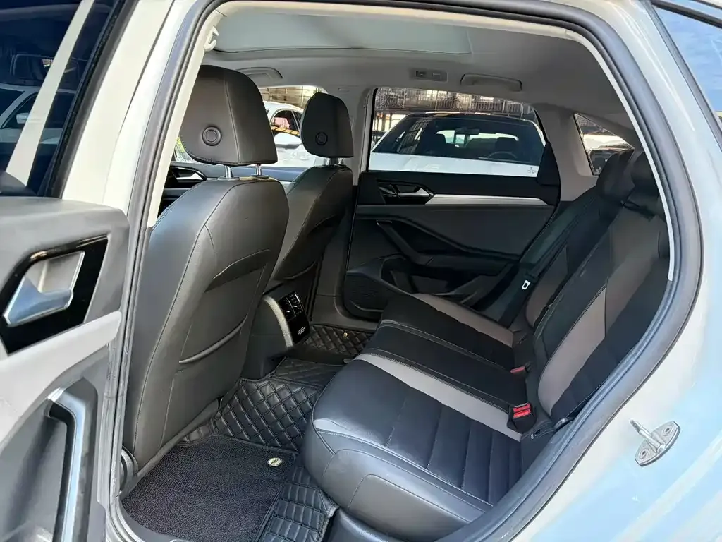 Volkswagen Sagitar 2021 из CN, фото 3