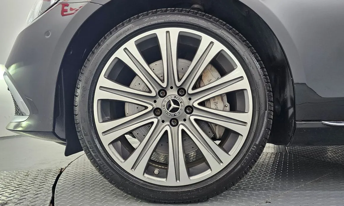 Mercedes-Benz E-Class 2021 из KR, фото 6