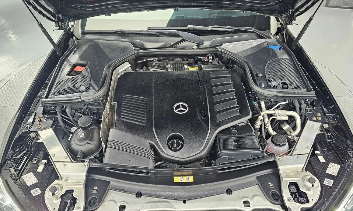 Mercedes-Benz E-Class 2021 из KR, фото 10