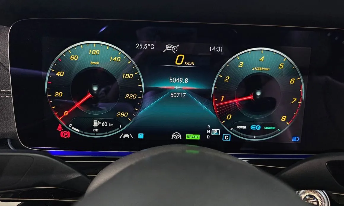 Mercedes-Benz E-Class 2021 из KR, фото 3