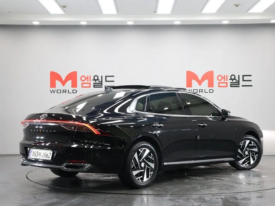 Hyundai Grandeur 2023 из KR, фото 10