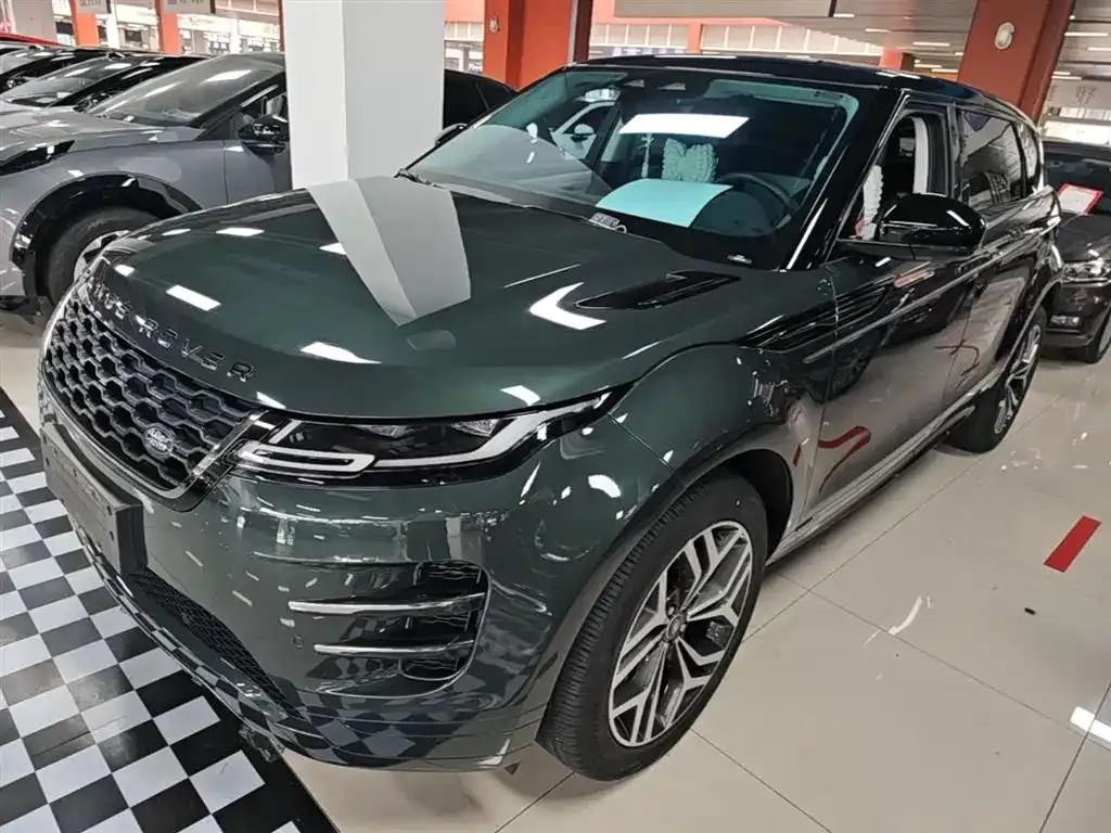 Land Rover Evoque — фото 1