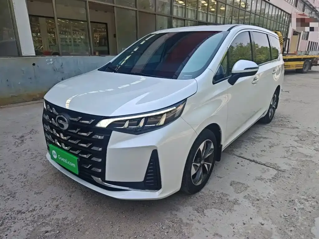 GAC Motor Trumpchi M6 — фото 1